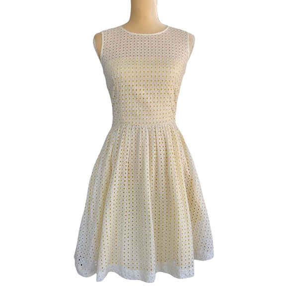 FRENCH CONNECTION Eyelet Dress with Yellow Contrast Underlay. Size:  2 - Picture 3 of 14